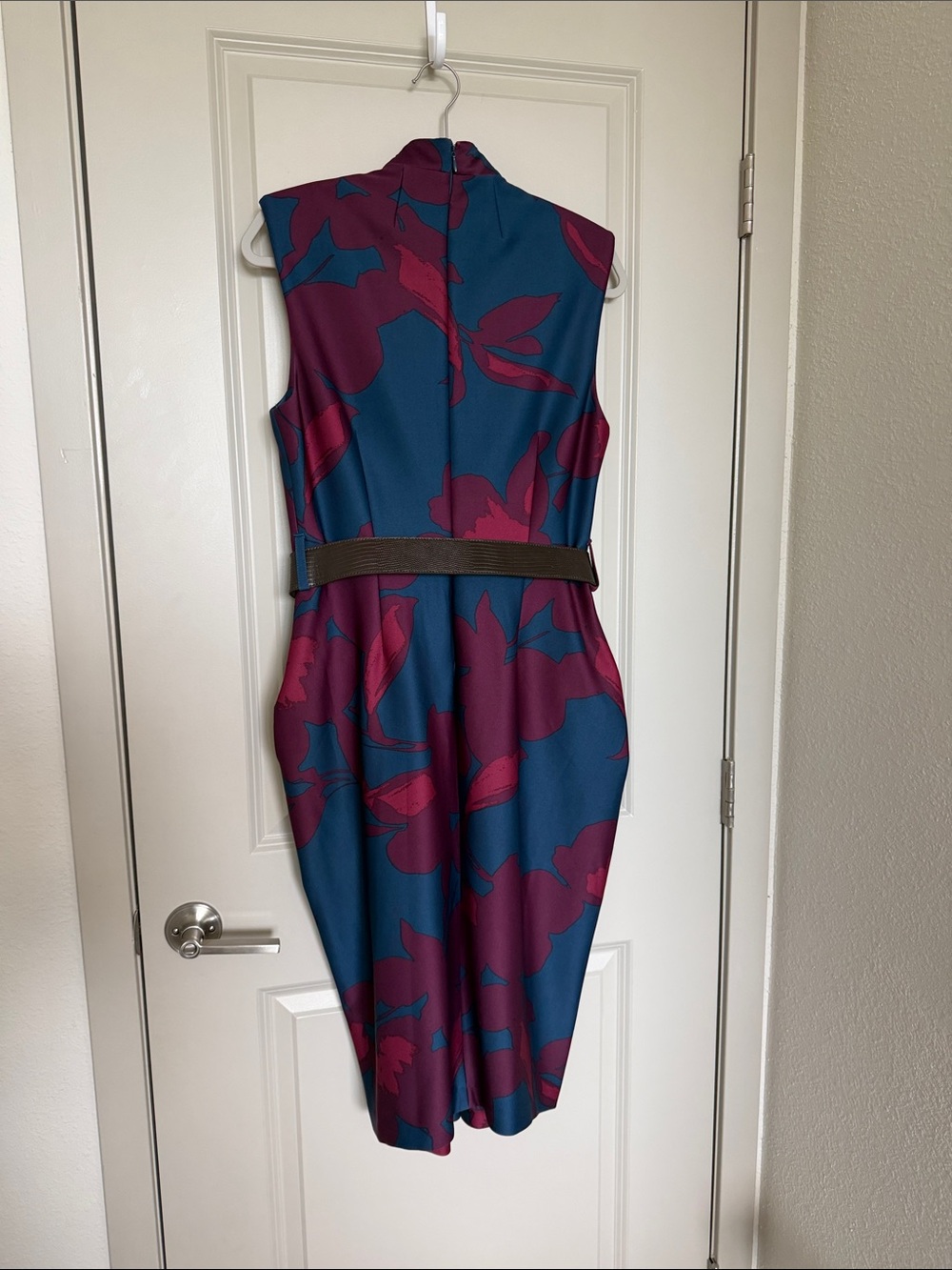 Donna Karan Blue and Berry Floral Sleeveless Midi Dress with Belt - Picture 4 of 10